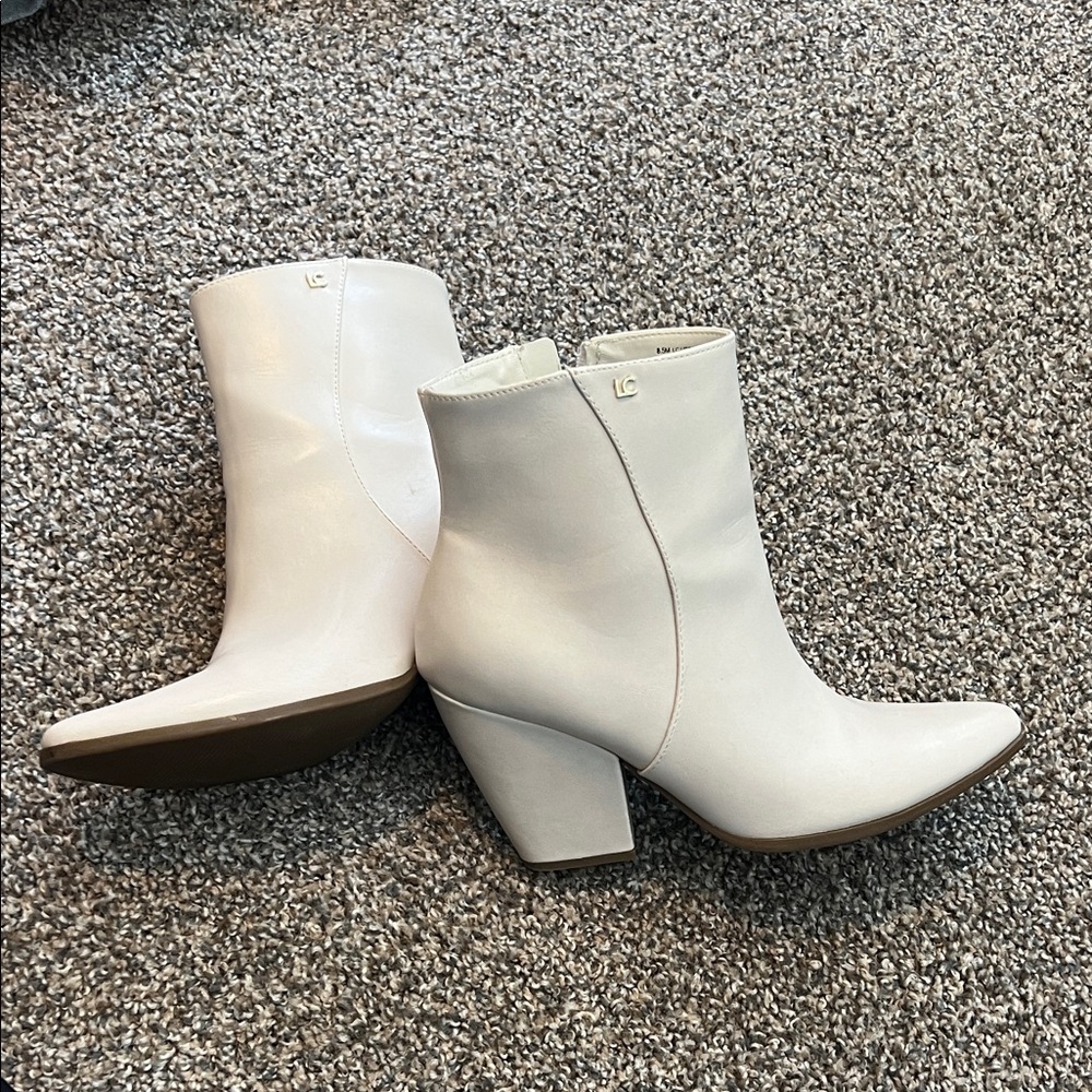 Liz Claiborne off white booties